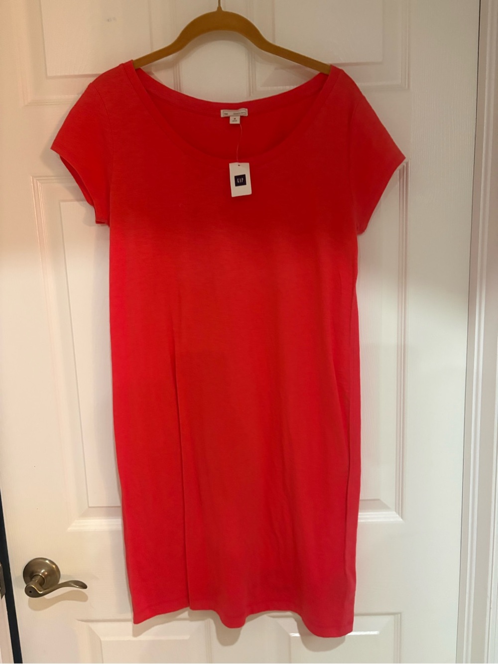 New with tags Gap short sleeve slub T-shirt dress in size Medium. Made from 100%